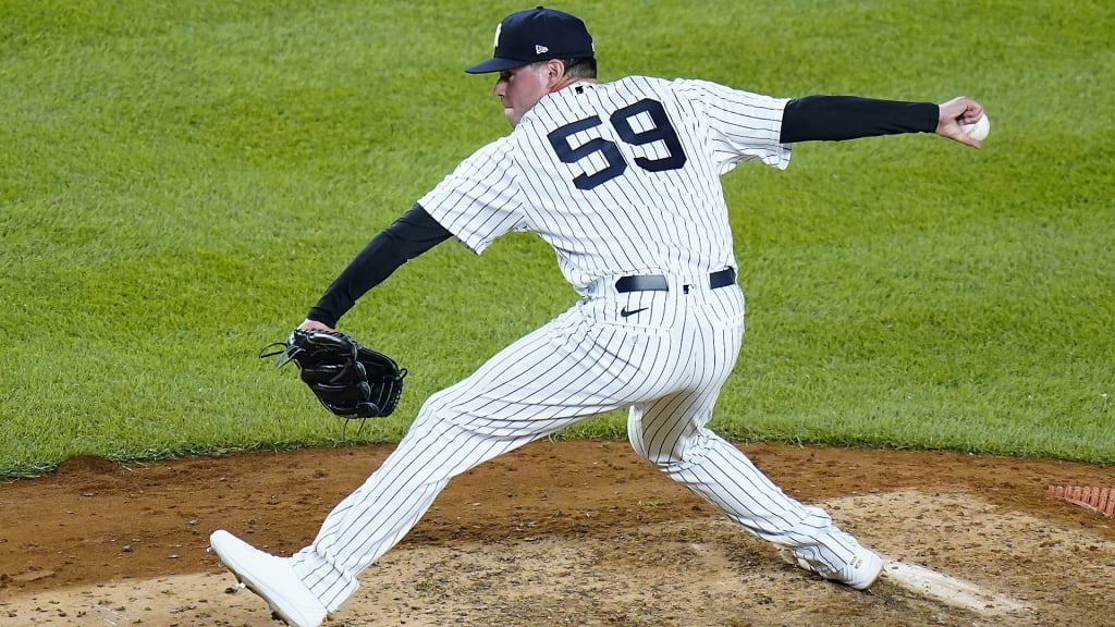 Scott Effross tried sidearm throw, saved career